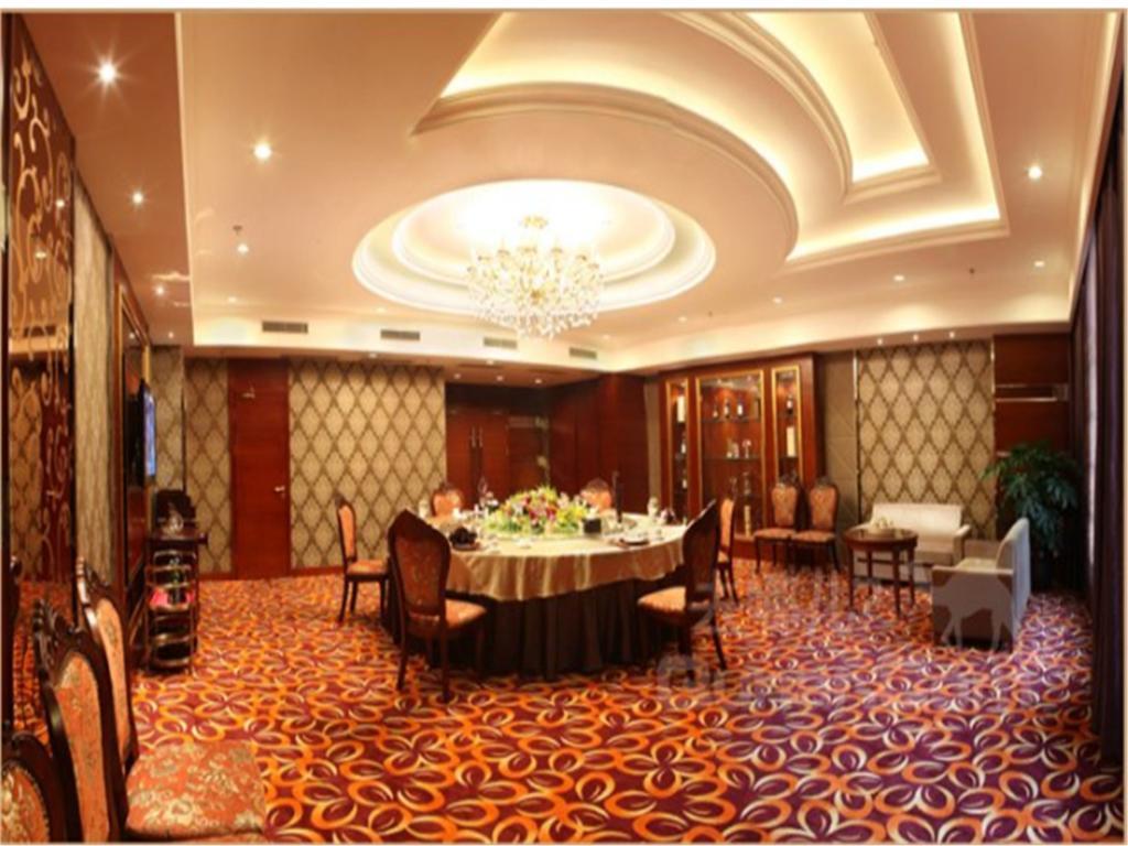 Dalian Furong International Hotel Exterior photo